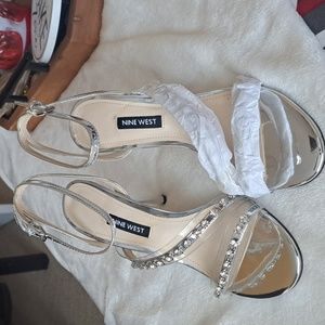 Ninewest ankle stray heels